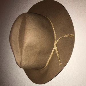 Floppy bill wool hat